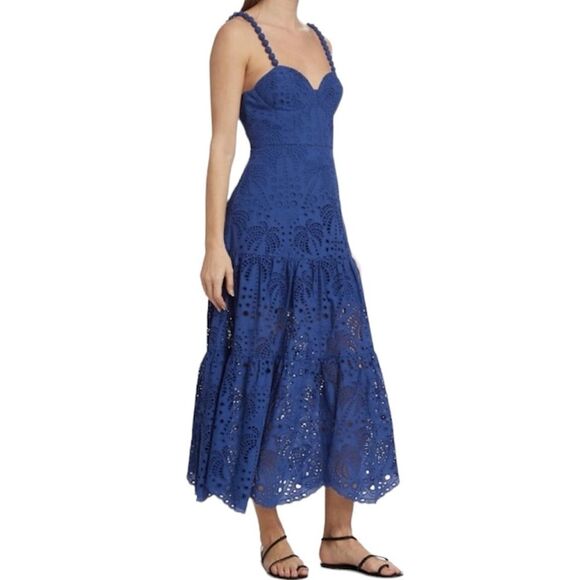 FARM Rio Dresses & Skirts - FARM Rio Richilier Eyelet Palm Midi Dress in Dark Blue Size XL